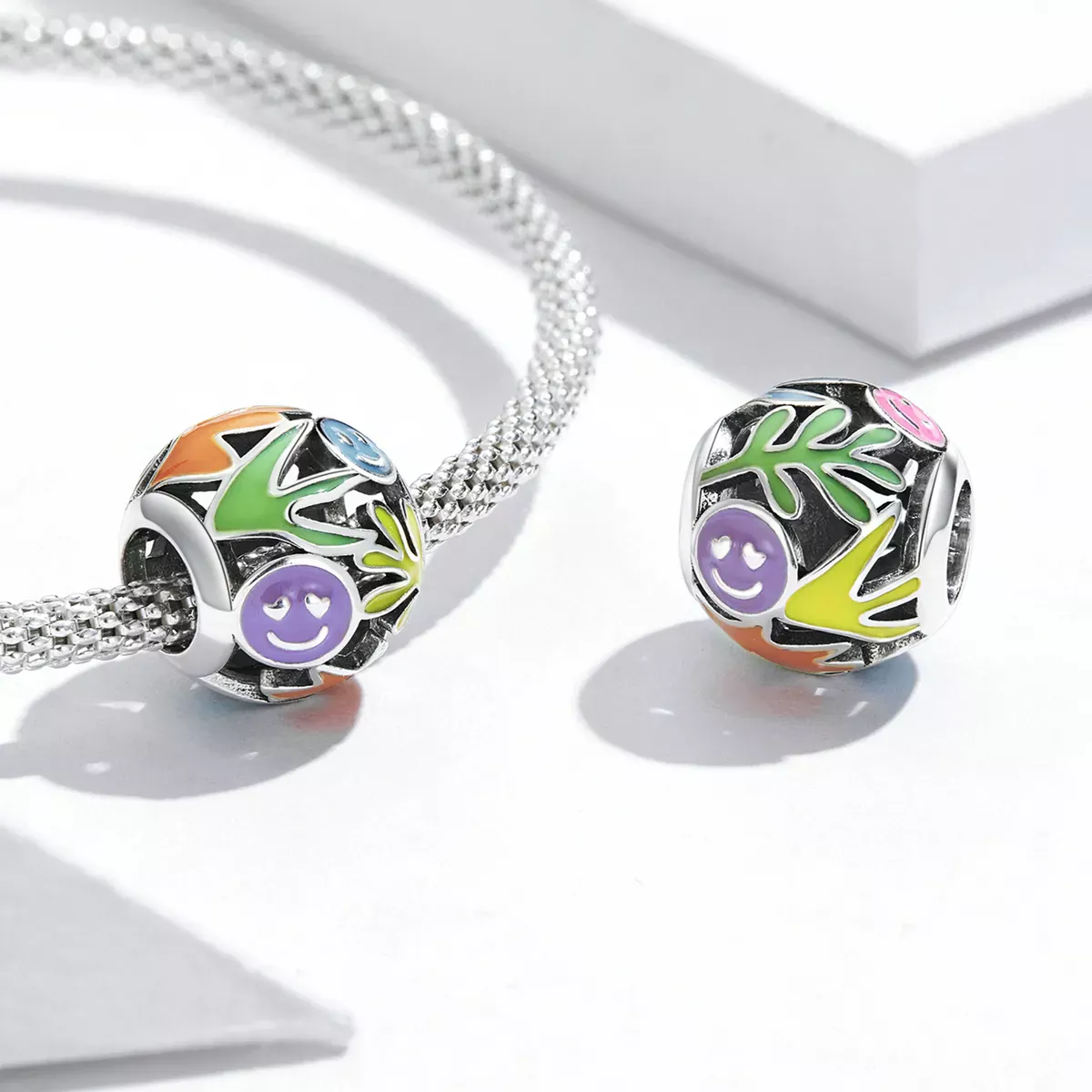 Pandora Style Grass Smiley Charm - SCC2163