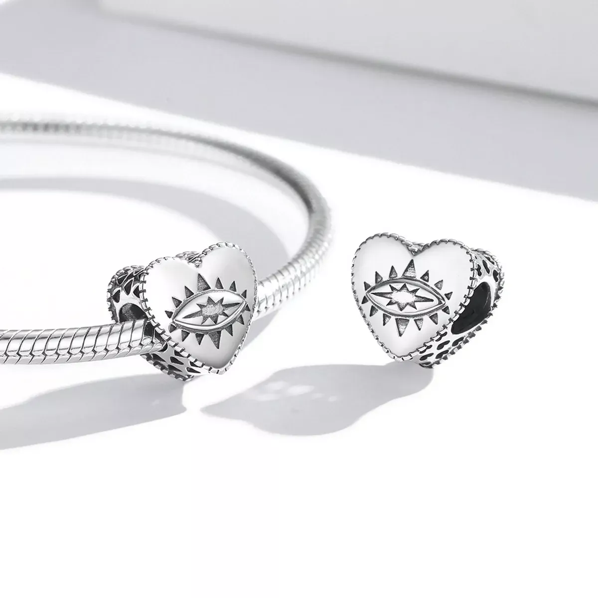 Pandora Style Heart Demon Eye Charm - SCC1987