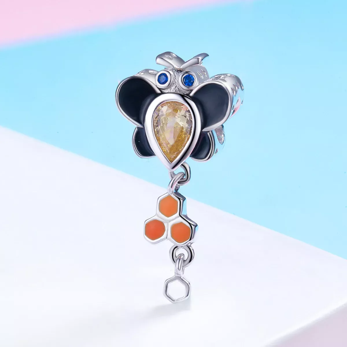Pandora Style Little Bee Charm - BSC009
