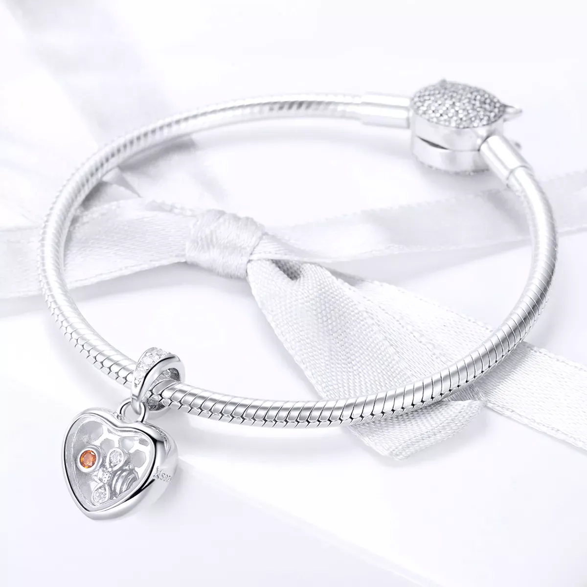 Pandora Style Hive Love Dangle - SCC870