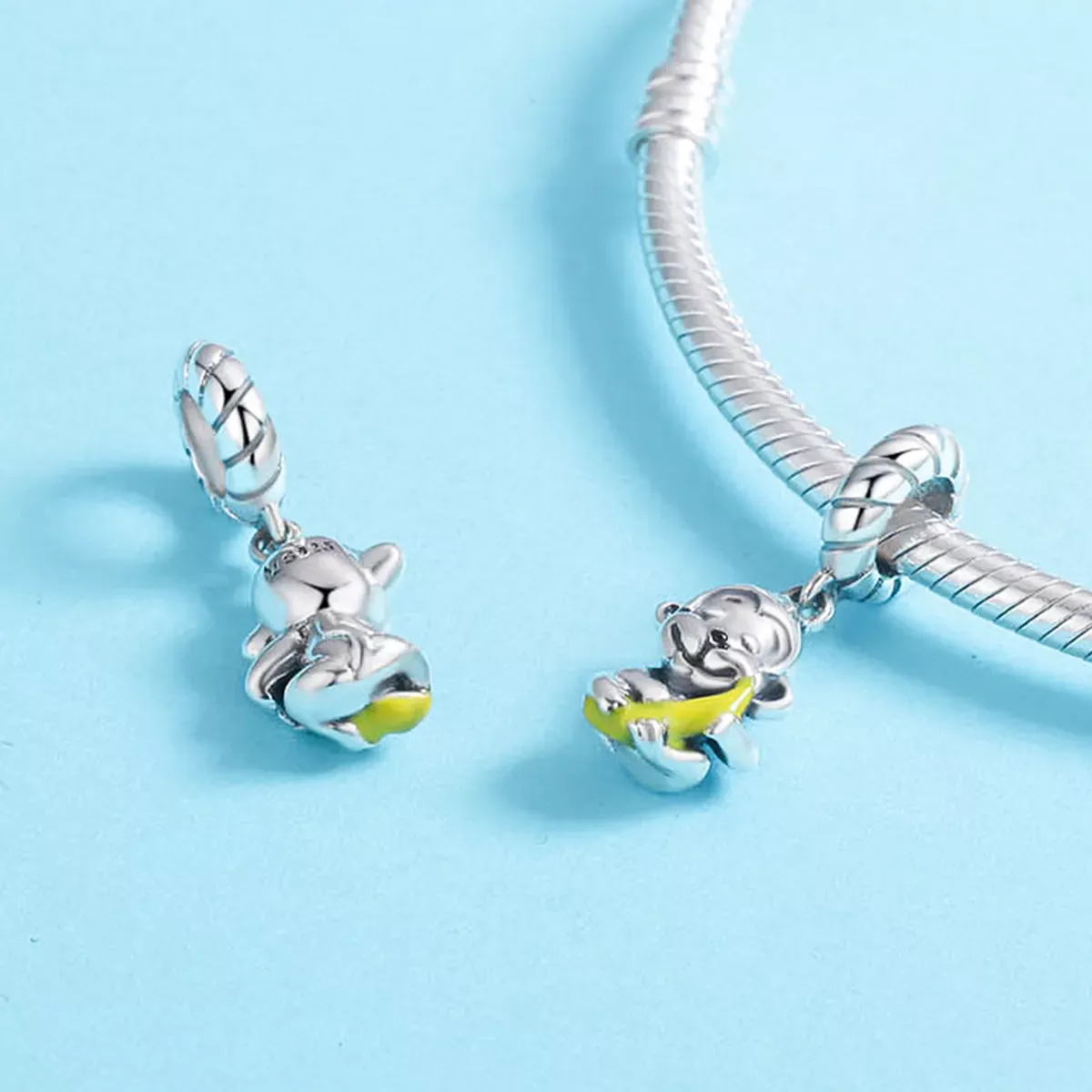 Pandora Style Monkey Holding Banana Dangle - SCC520