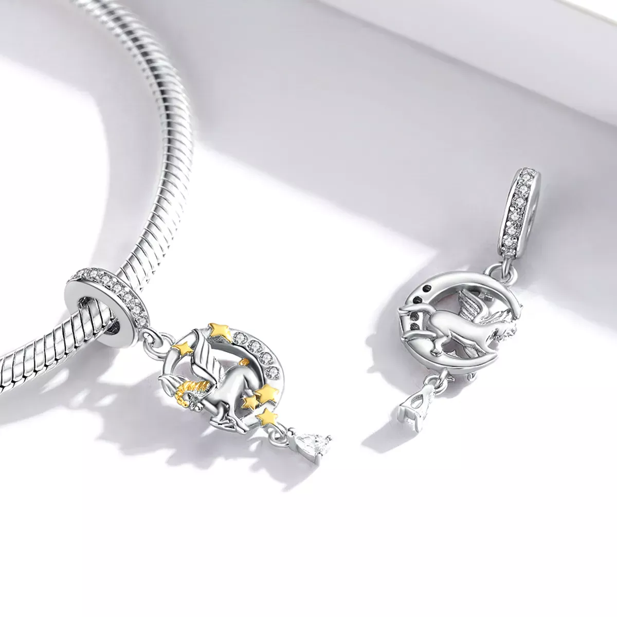 Pandora Style Pegasus Dangle - SCC1736