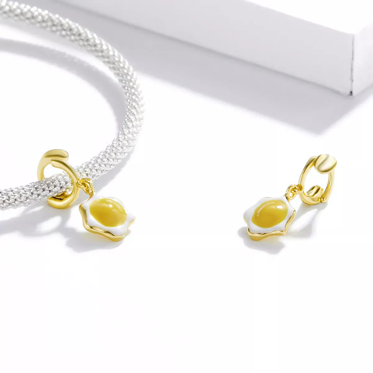 Pandora Style Poached Eggs Dangle - BSC350