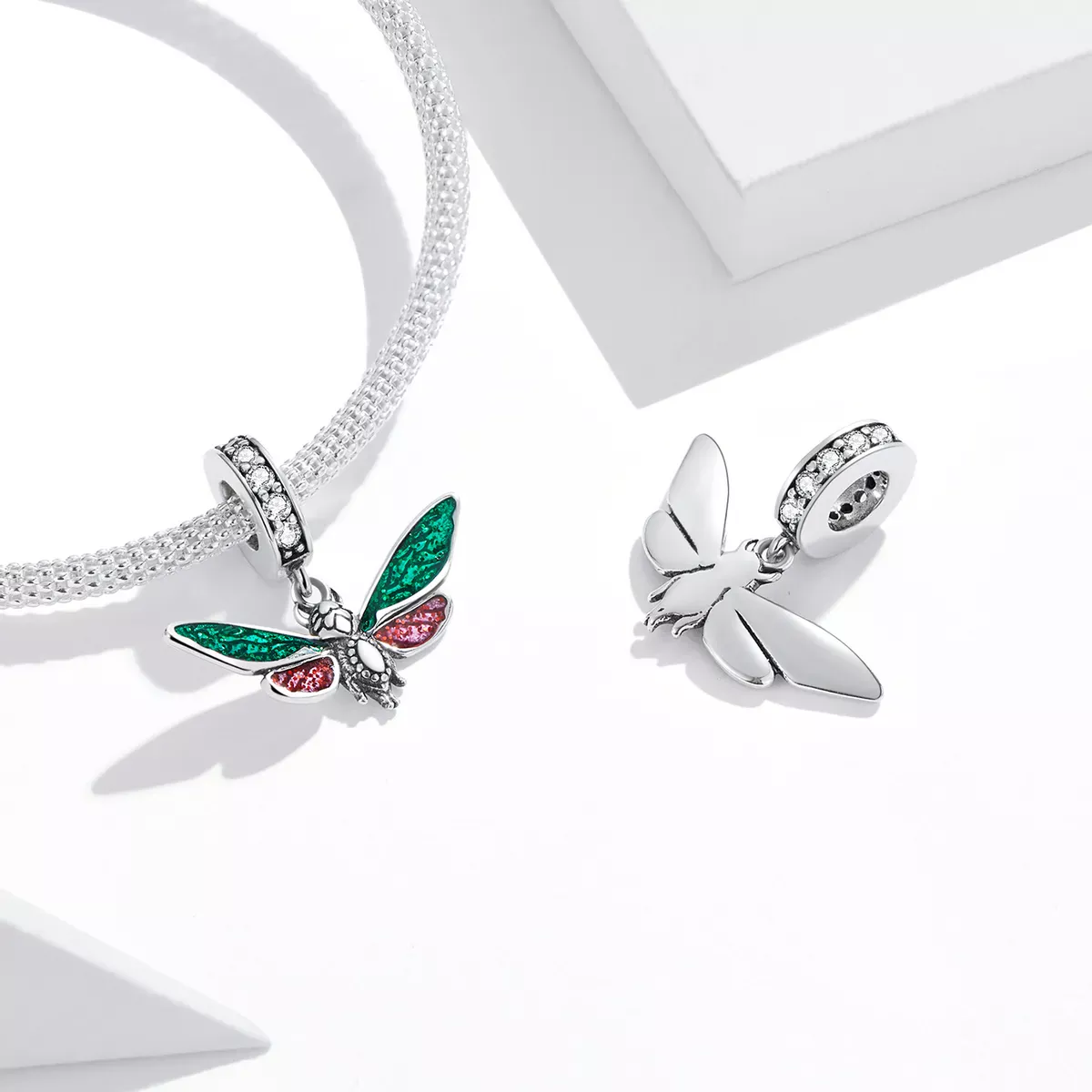 Pandora Style Retro Moth Dangle - SCC2034