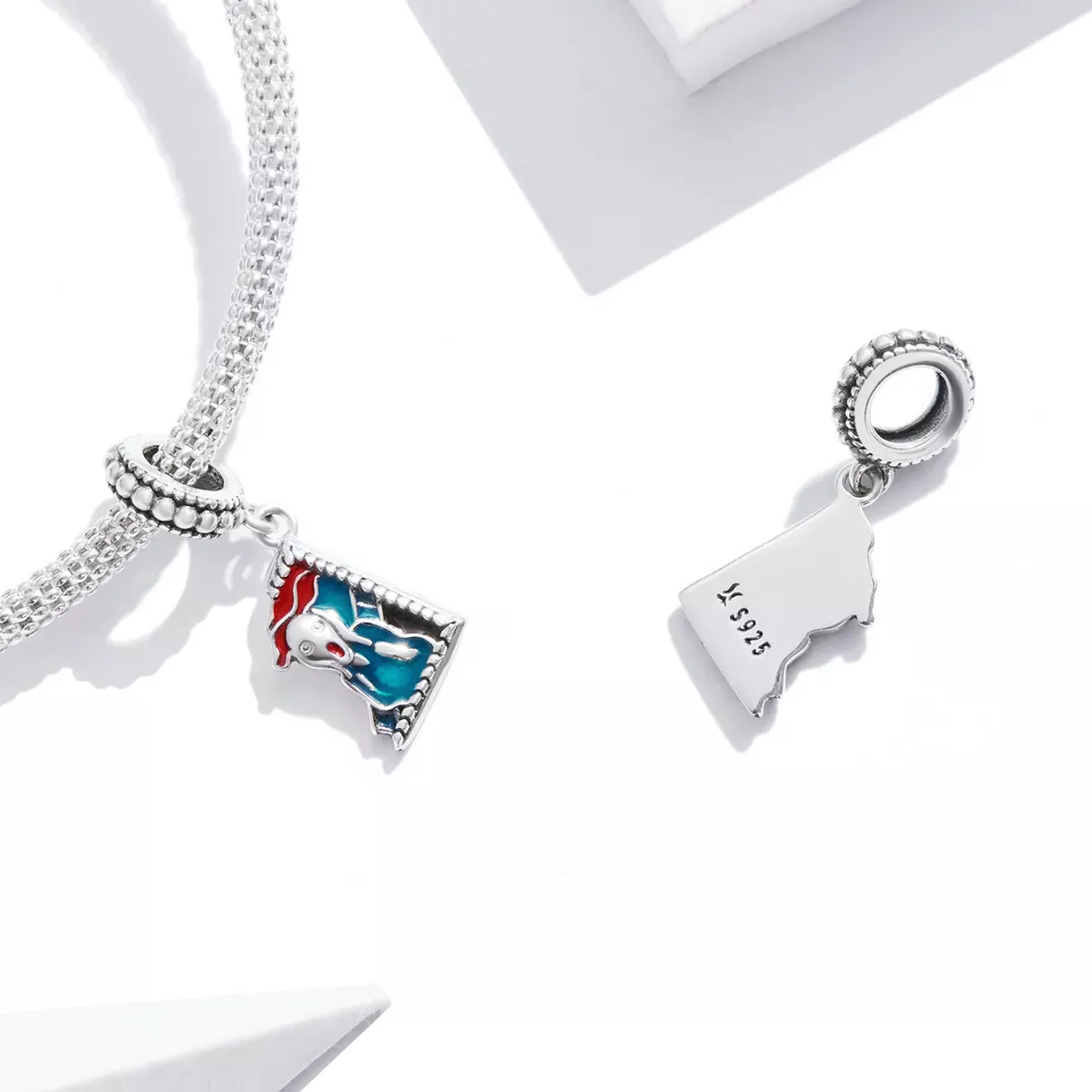 Pandora Style Shouting Person Dangle - SCC2081