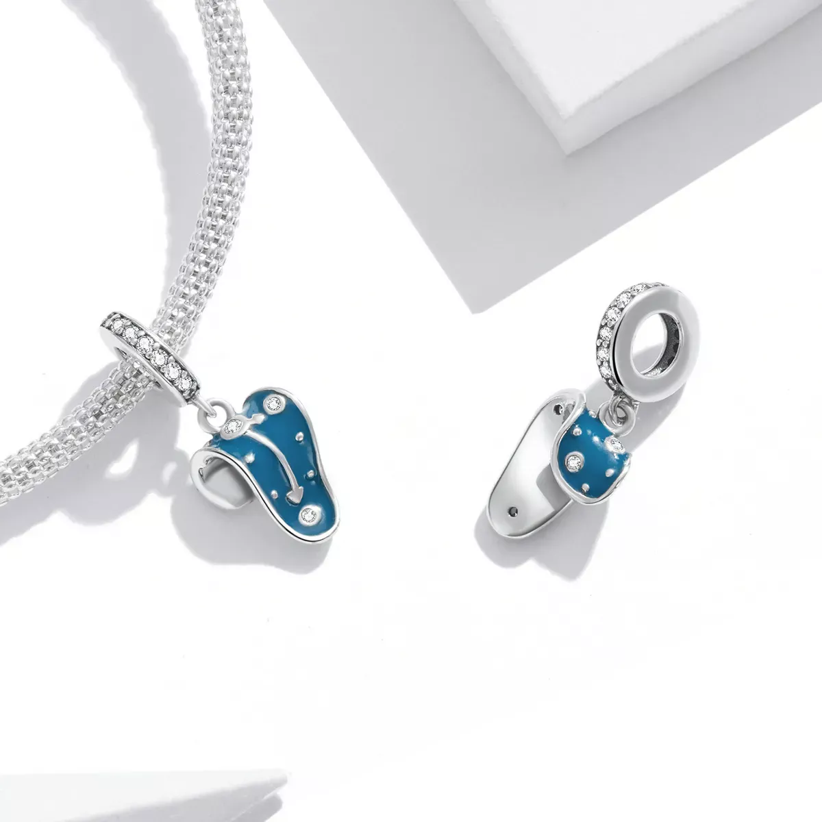 Pandora Style Twisted Clock Dangle - SCC2080