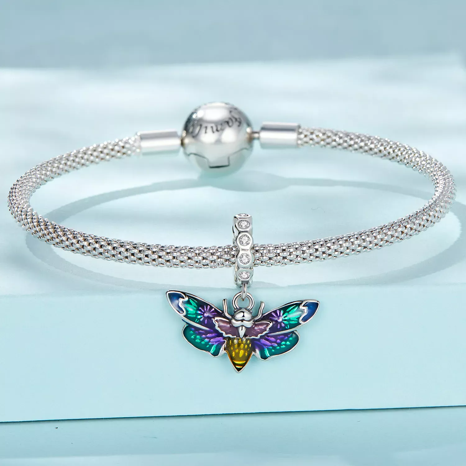 Pandora Style Weird Bee Dangle - SCC2374