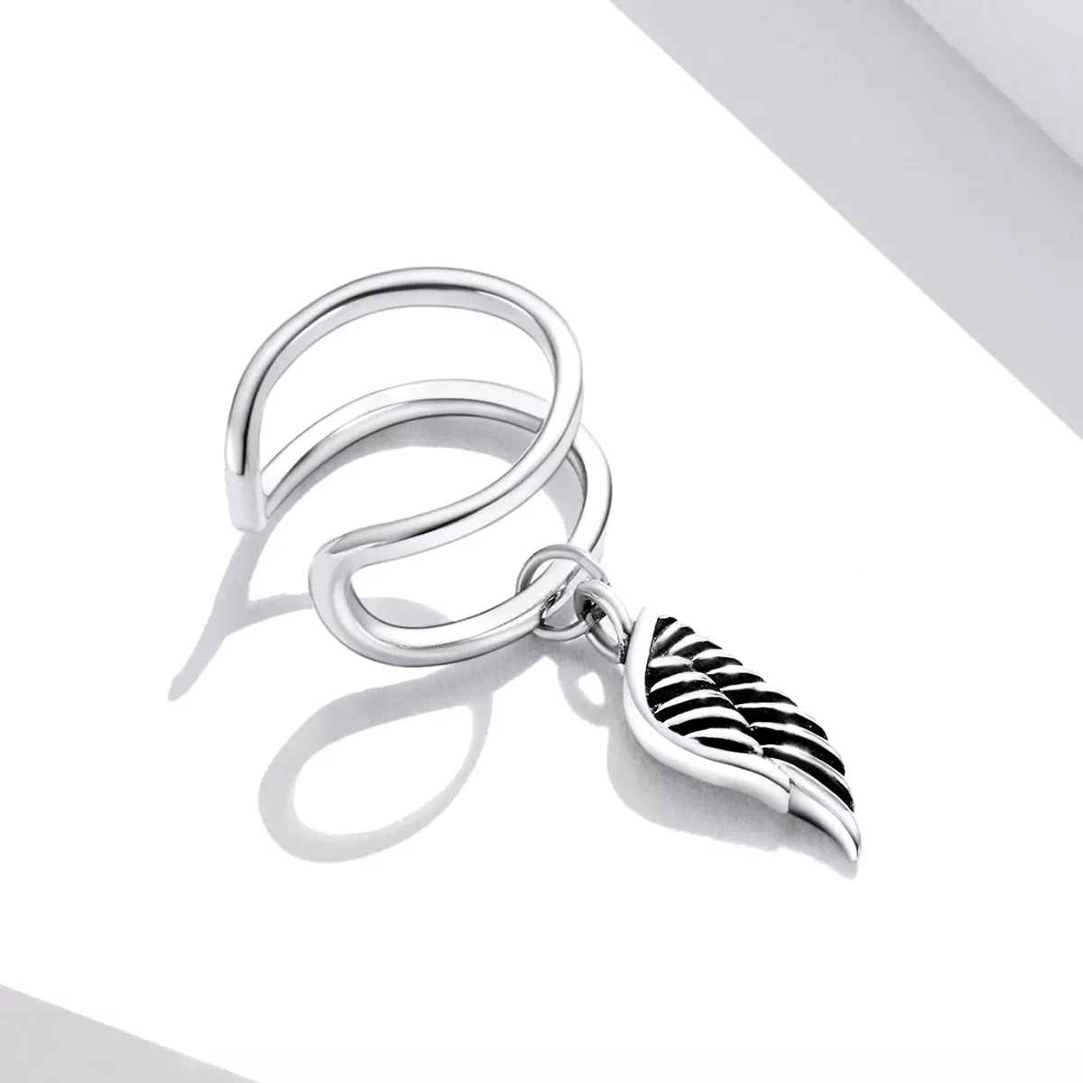 Pandora Style Angel Wings Ear clip - SCE1200