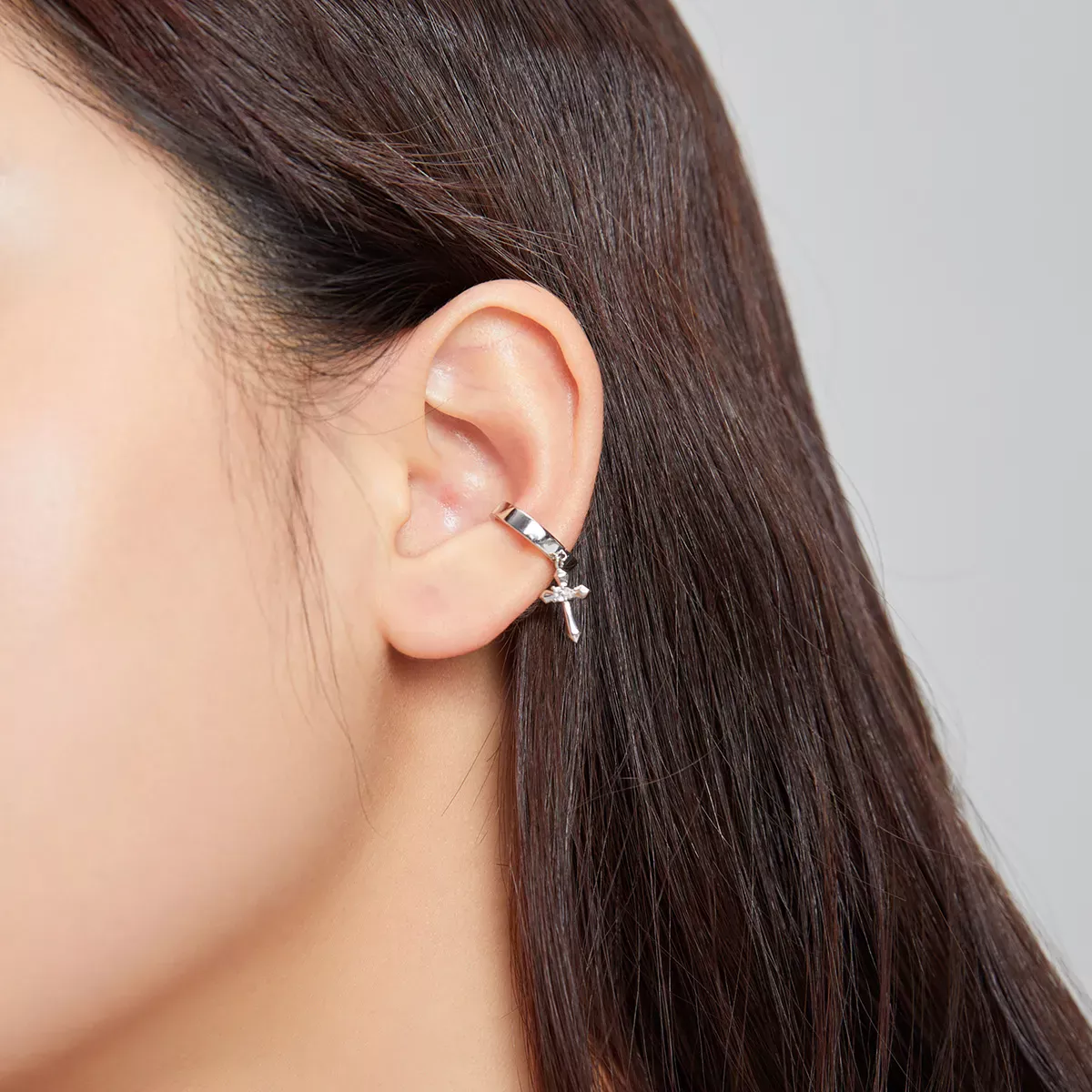 Pandora Style Cross Ear clip - SCE1033
