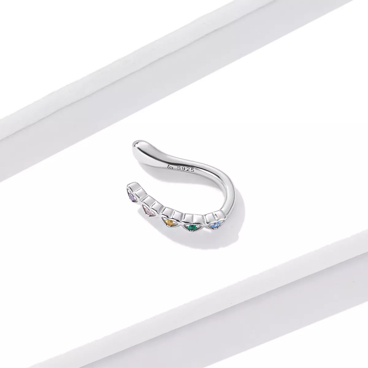 Pandora Style Rainbow Heart Ear clip - BSE573