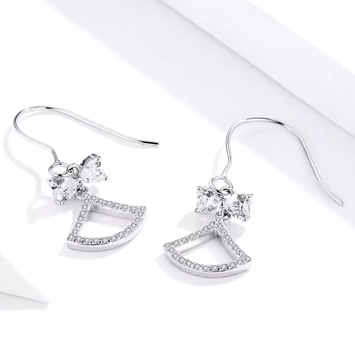 Pandora Style Bow Scalloped Hanging Earrings - BSE281