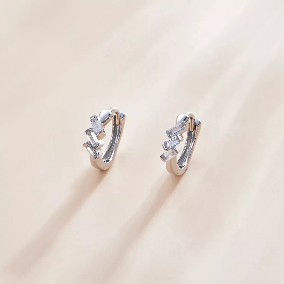 Pandora Style Box Hoop Earrings - SCE1037