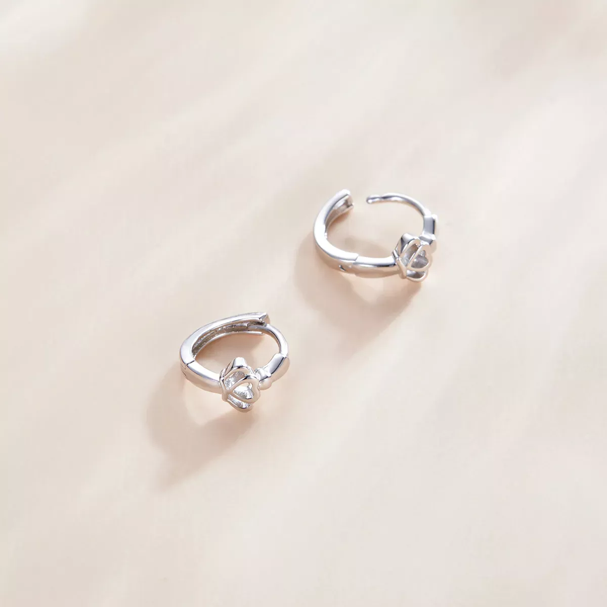 Pandora Style Crown Hoop Earrings - SCE1040