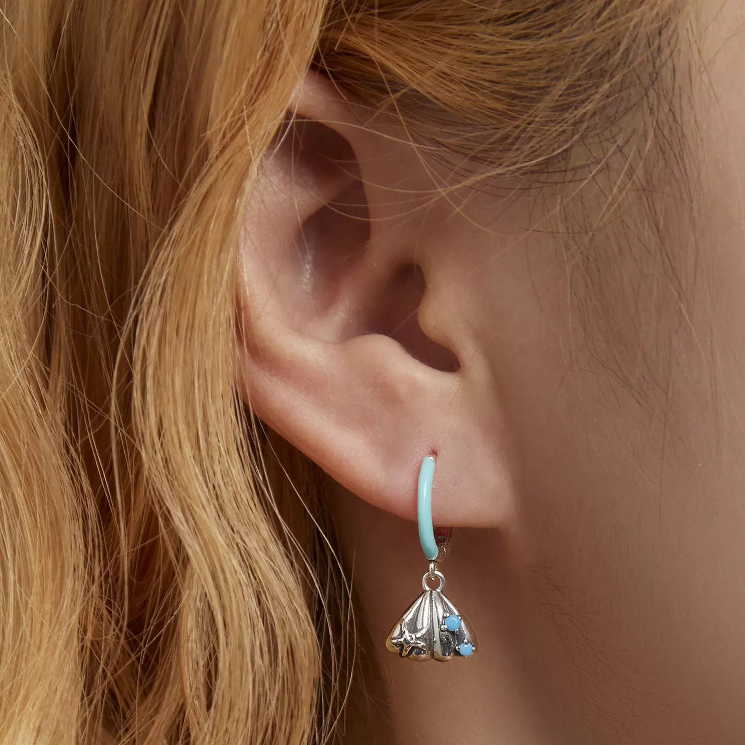 Pandora Style Delicate Shell Hoop Earrings - SCE1407