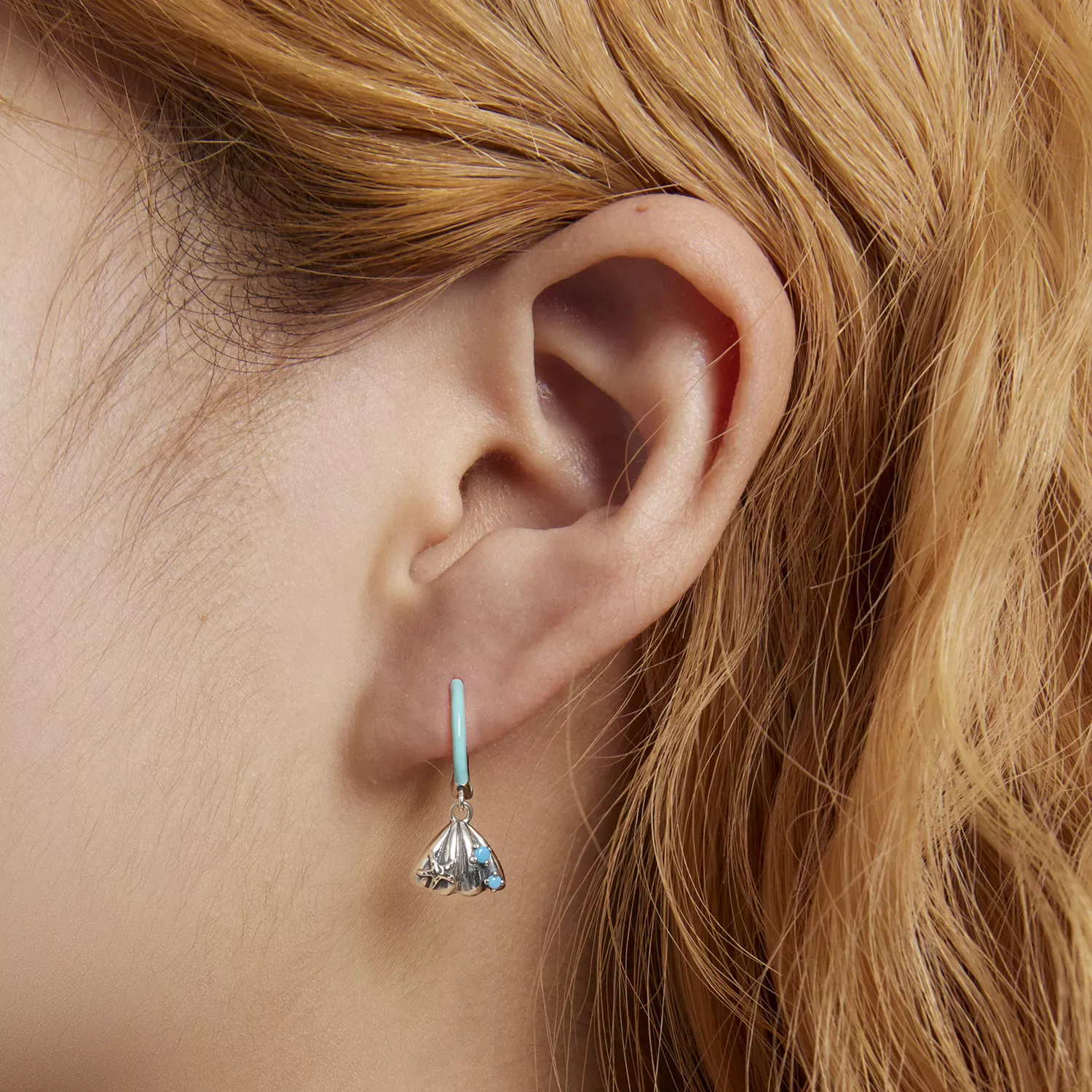 Pandora Style Delicate Shell Hoop Earrings - SCE1407