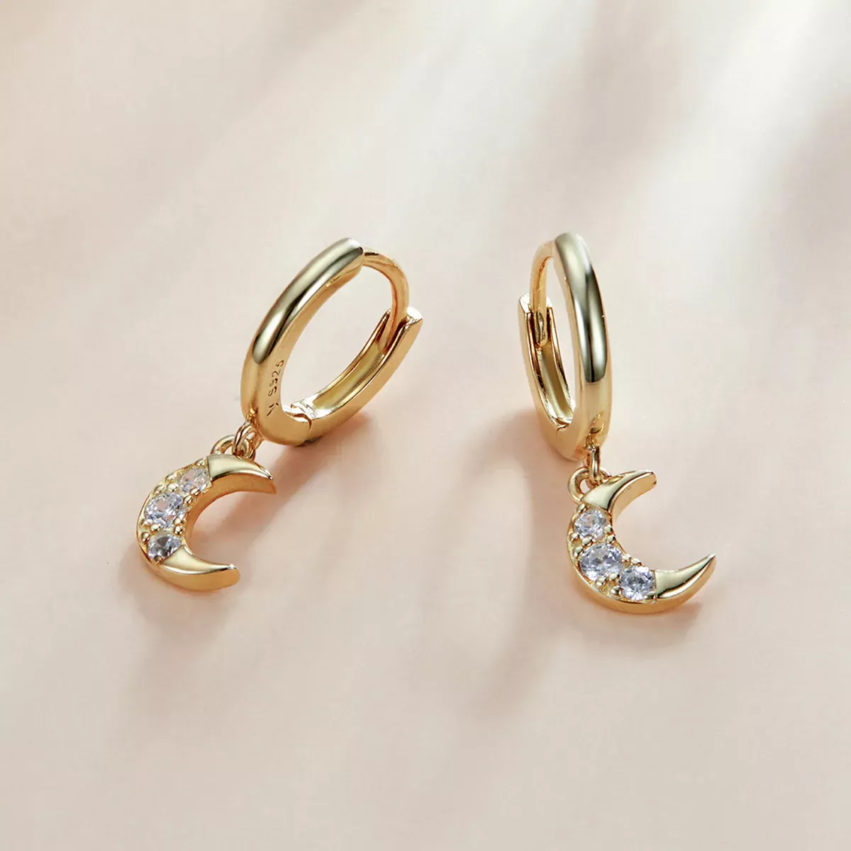Pandora Style Shine The Moon Hoop Earrings - SCE1258