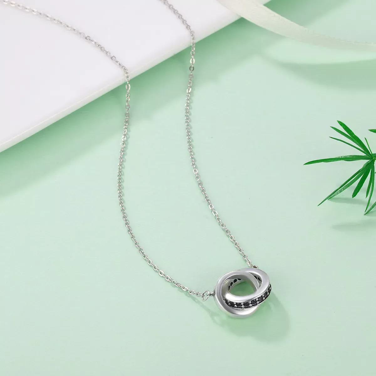 Pandora Style Hug Tightly Necklace - SCN147