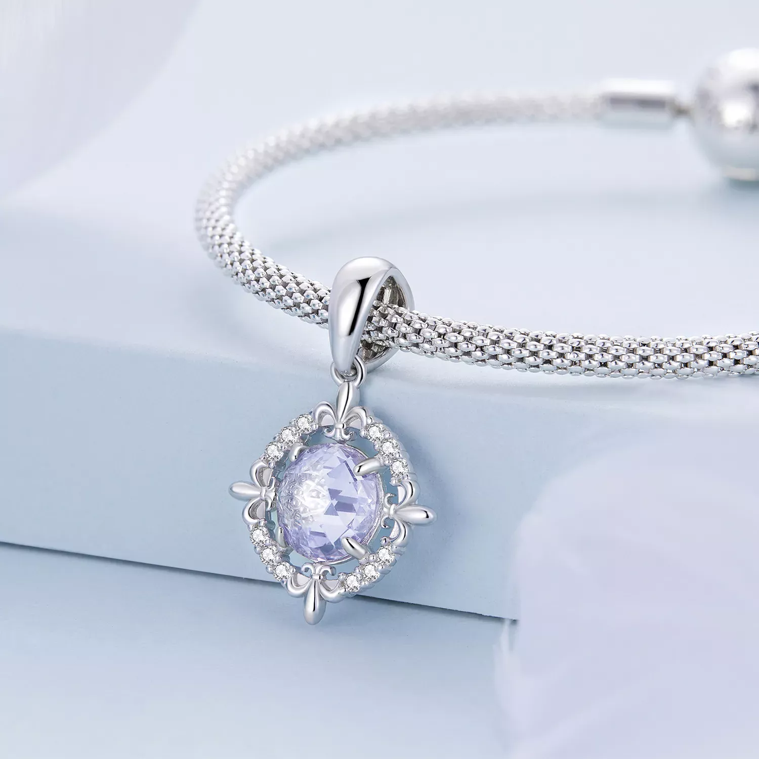 Pandora Style Iris Necklace Pendant - BSC626