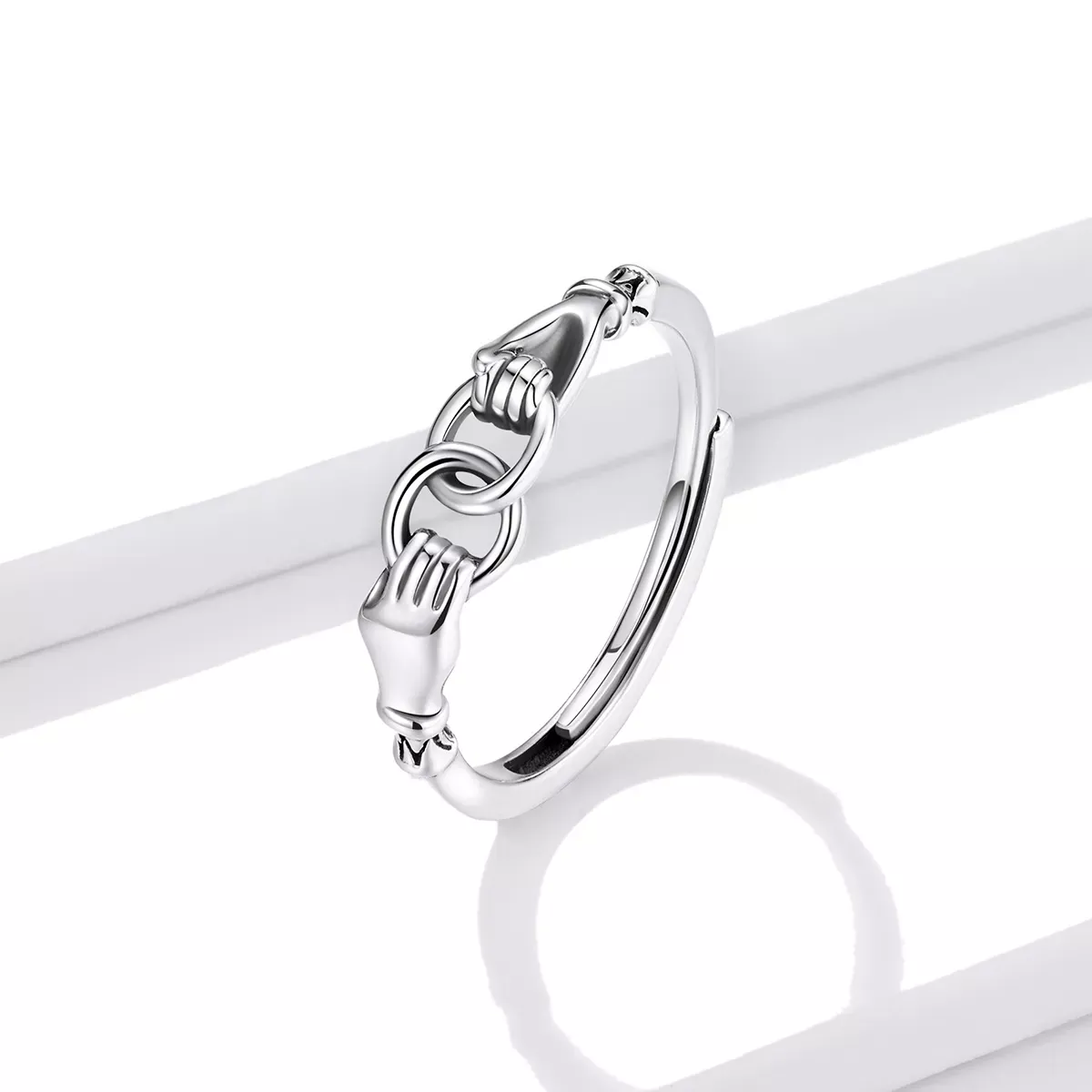 Pandora Style Chain of Hands Ring - BSR183