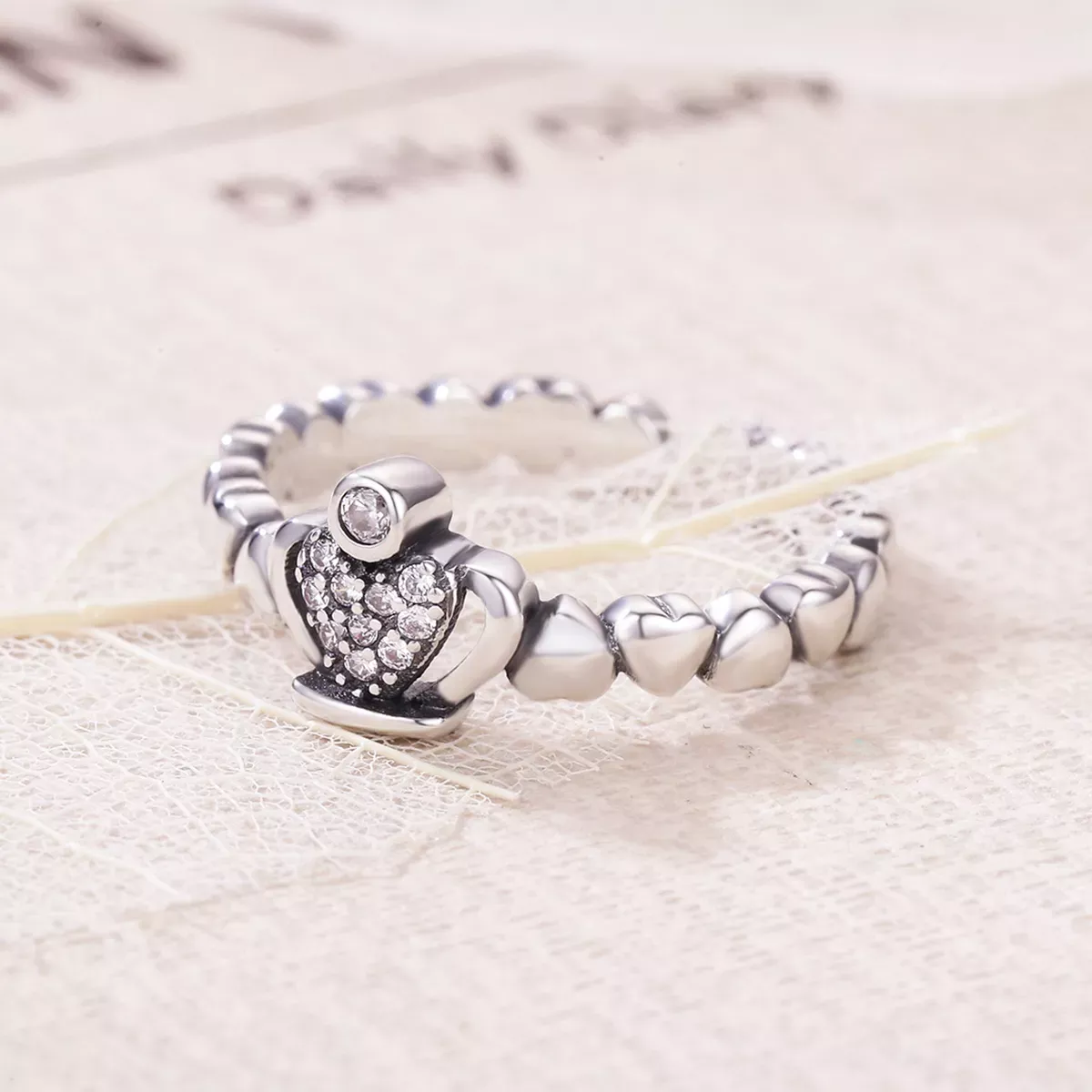 Pandora Style Queen Laurel Wreath Open Ring - VSR142