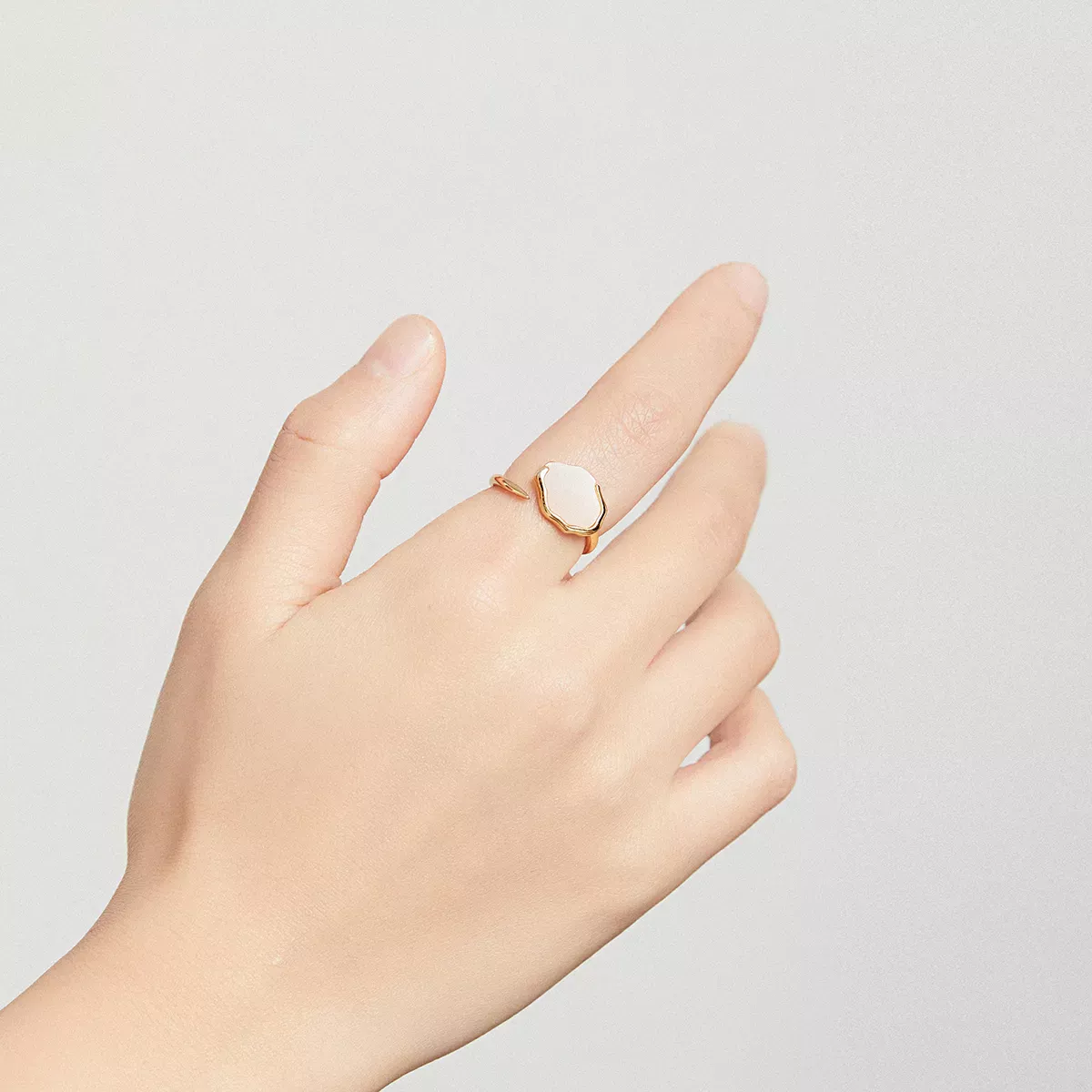 Pandora Style Rainbow Mother of Pearl Open Ring - BSR174