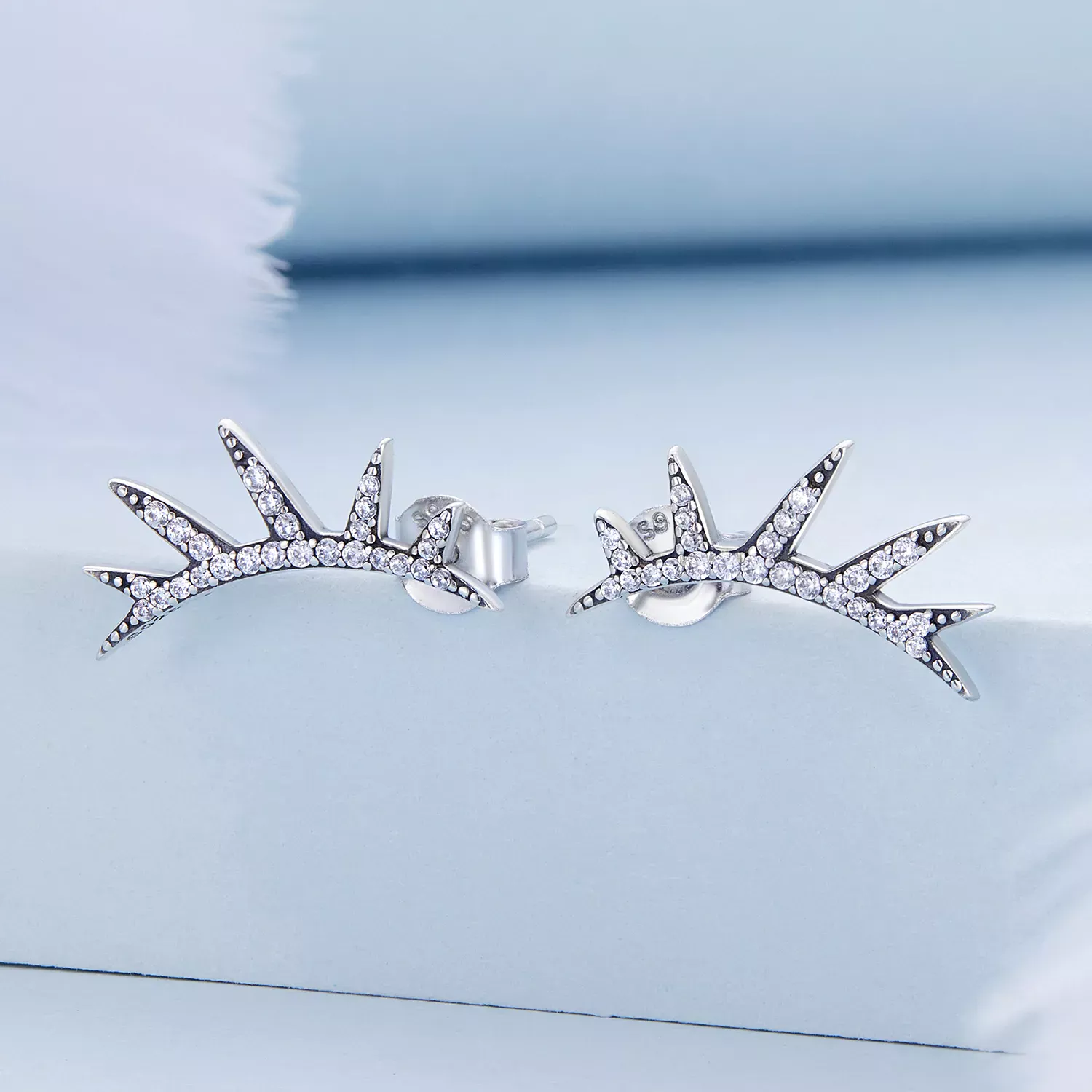 Pandora Style Eyelash Stud Earrings - BSE681