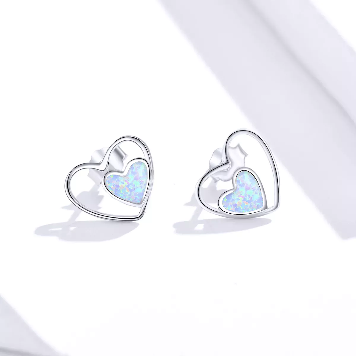 Pandora Style Heart Center Stud Earrings - SCE858