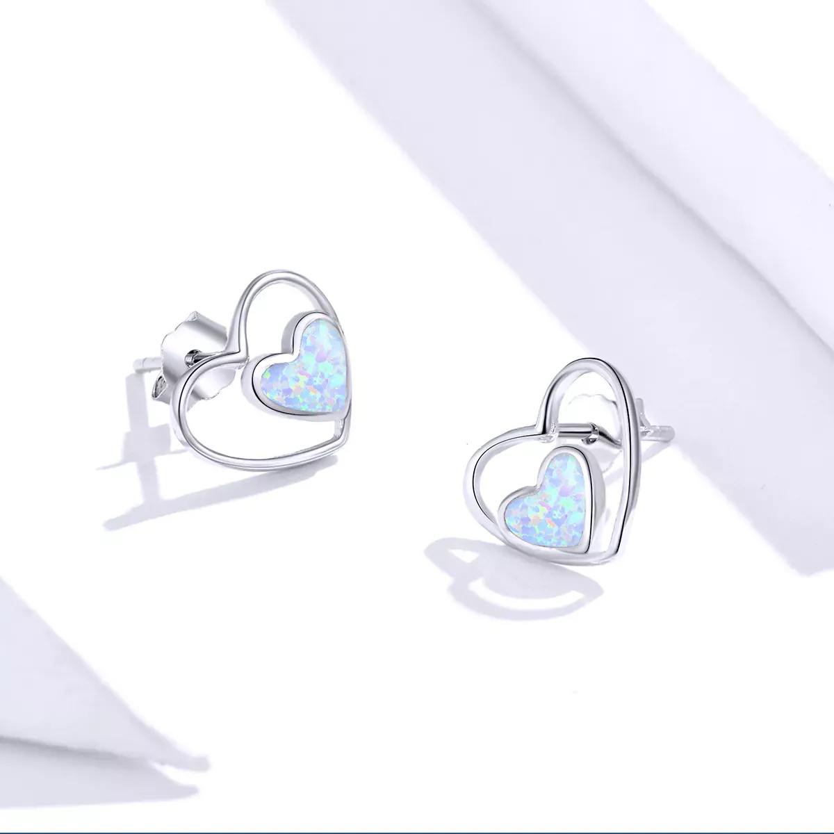 Pandora Style Heart Center Stud Earrings - SCE858