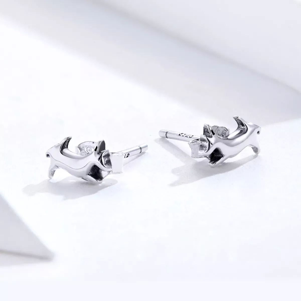 Pandora Style Puppy Stud Earrings - SCE818