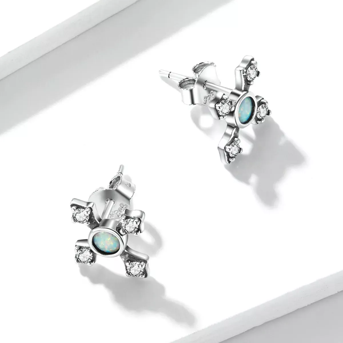 Pandora Style Vintage Cross Stud Earrings - BSE555