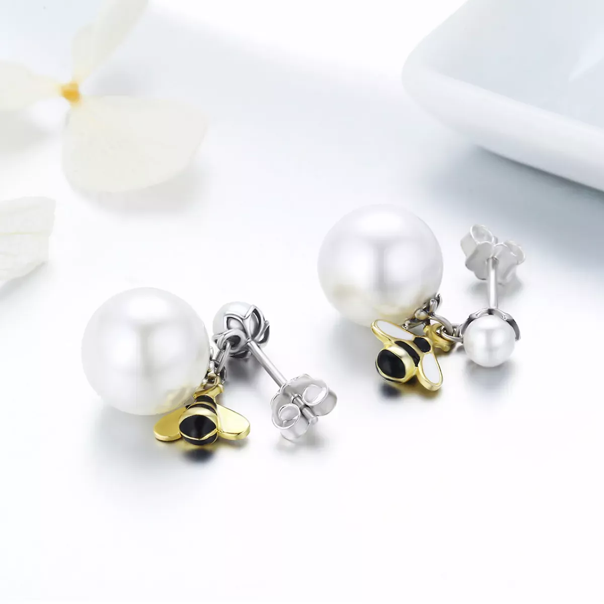 Pandora Style Woman Flower Stud Earrings - SCE232