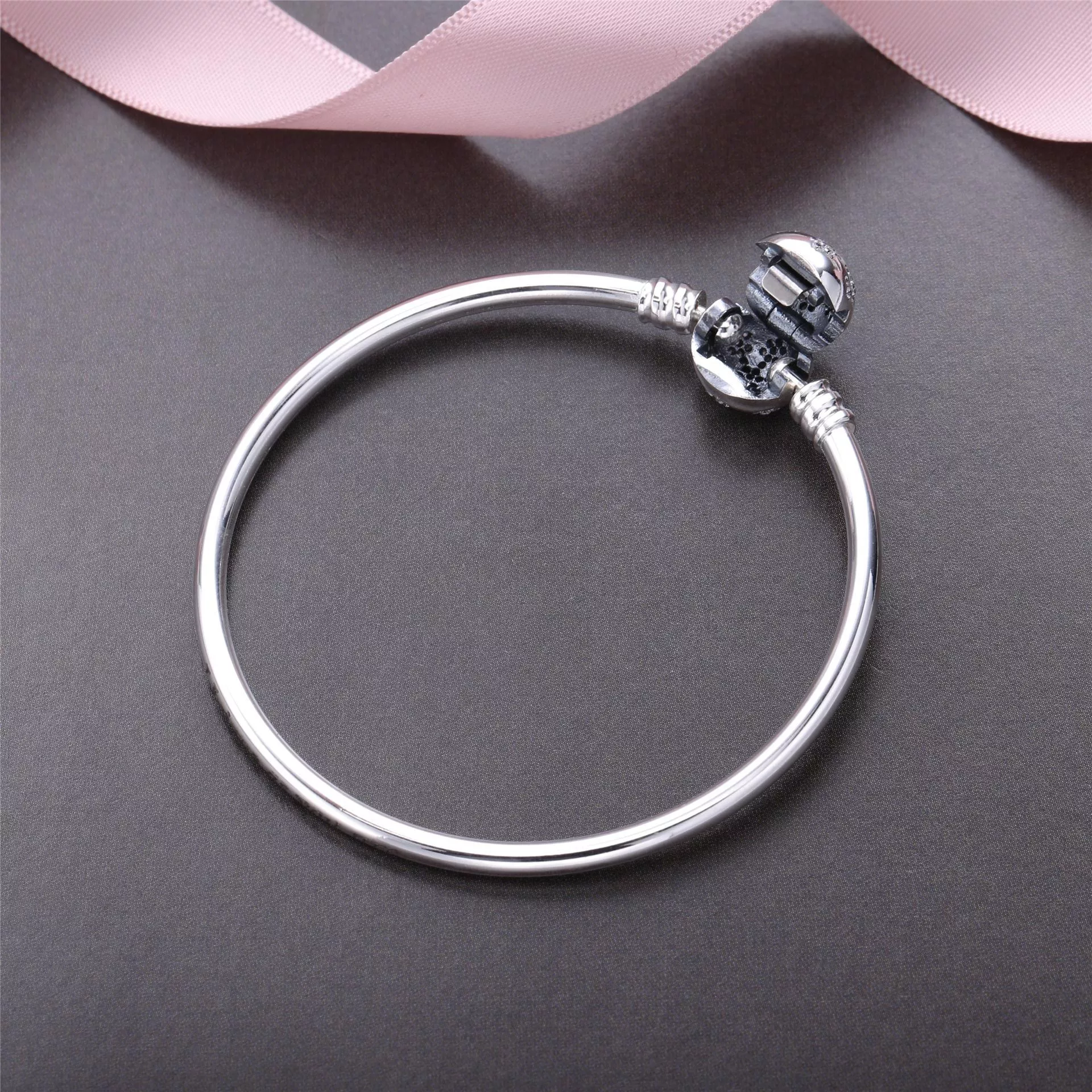 E.L. Bracelete PANDORA Rígido Floco de Neve - 590740CZ