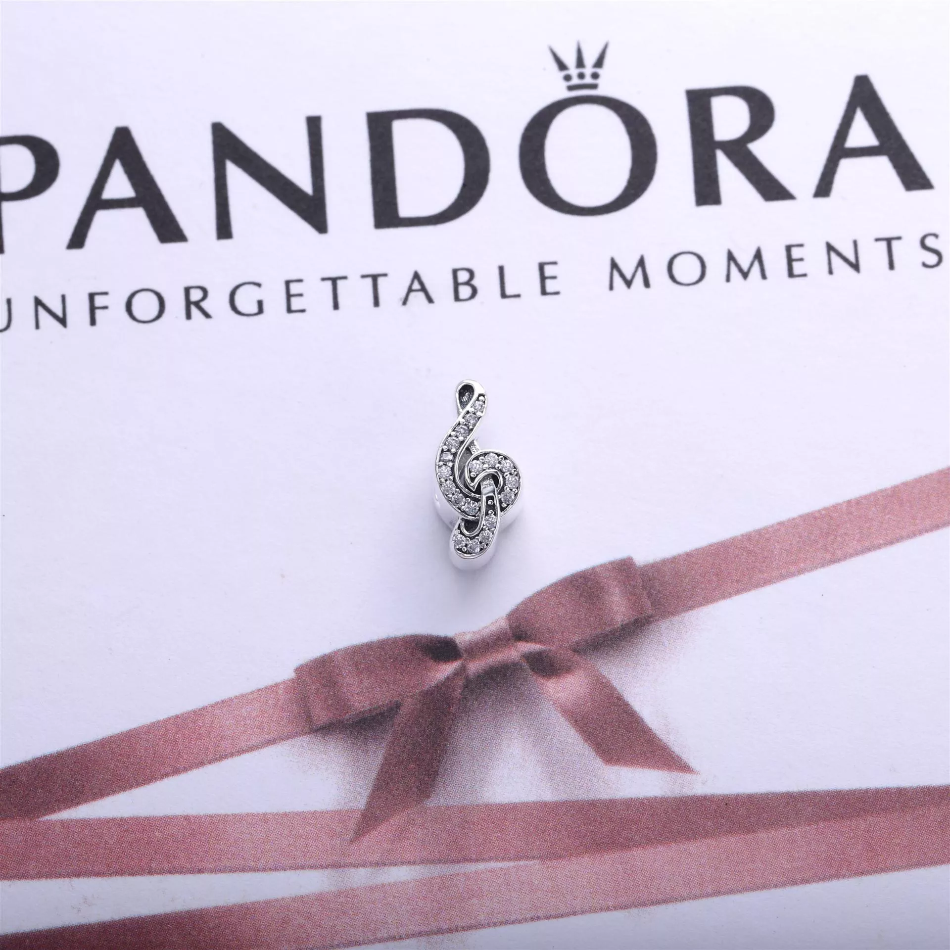 Charm berloques PANDORA Clave de Sol - 791381CZ
