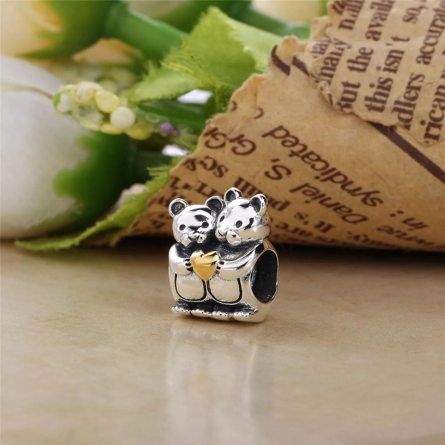 Charm berloques PANDORA Abraço de Urso - 791395