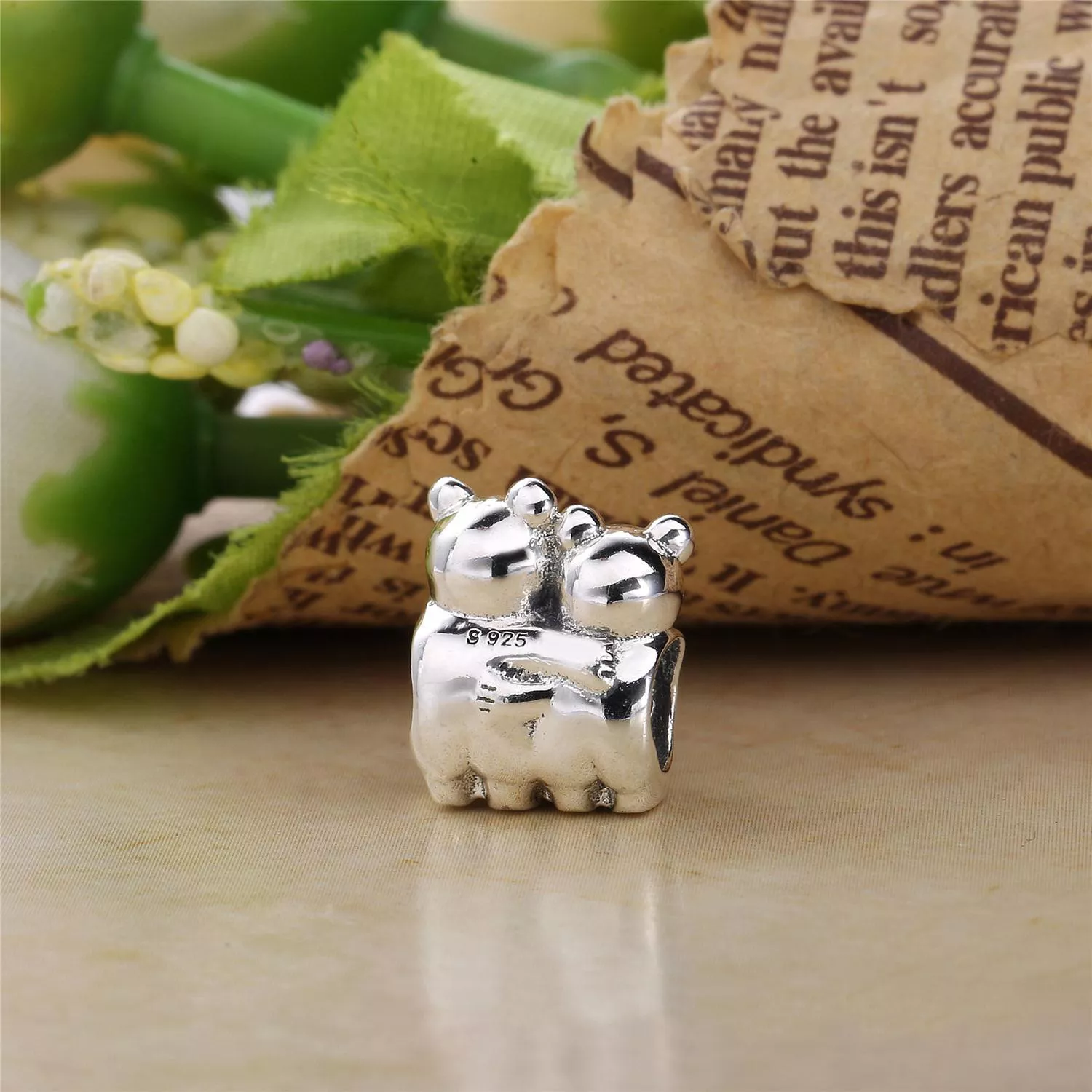 Charm berloques PANDORA Abraço de Urso - 791395