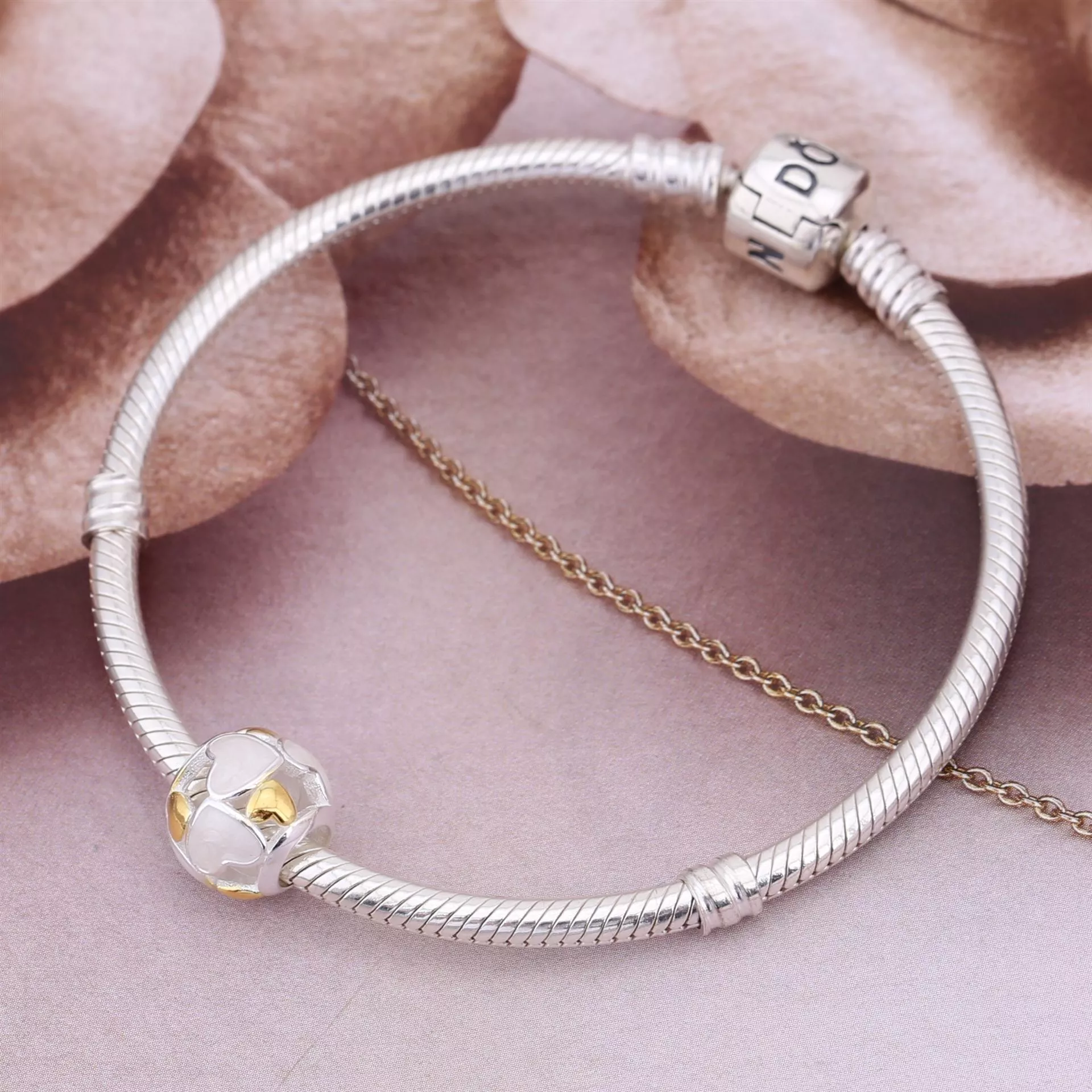 Charm berloques PANDORA Coração Iluminado - 791879MOP