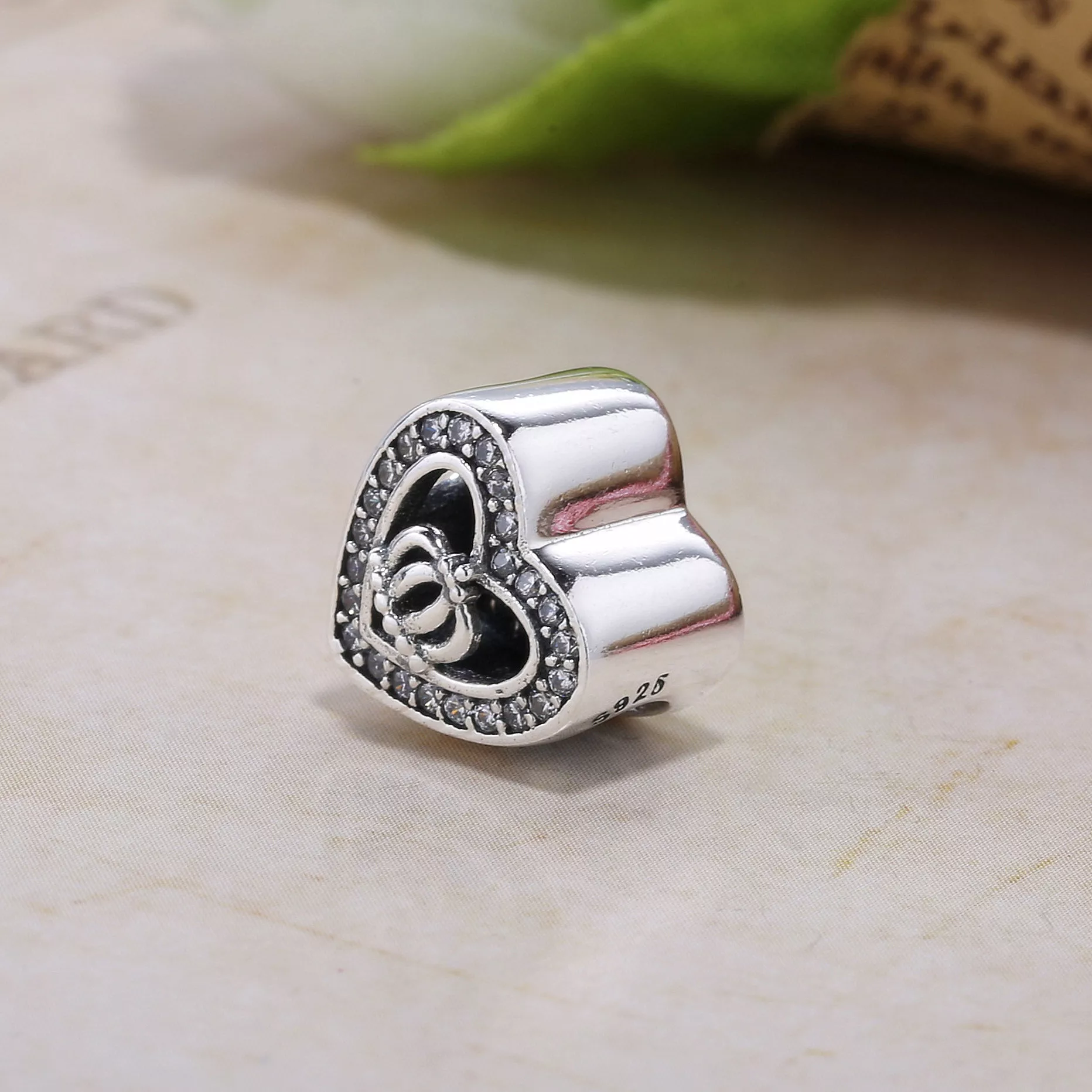 Charm berloques Pandora de prata Coroa no coração