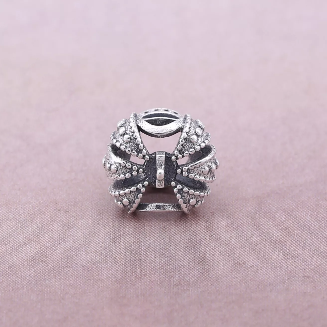 Charm berloques PANDORA de Prata Coroa Real - 790930