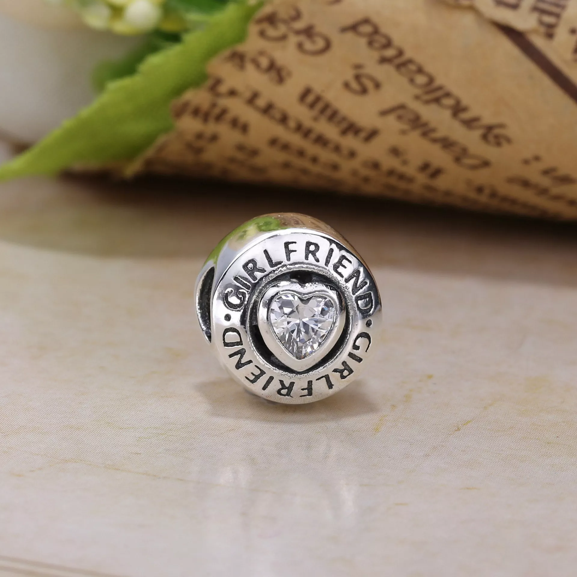 Charm berloques PANDORA Girlfriend