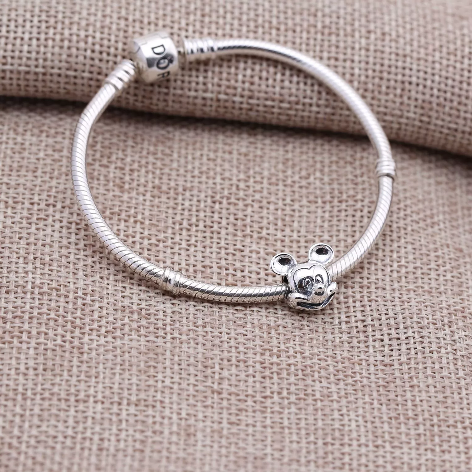 Charm berloques PANDORA Mickey - 791586