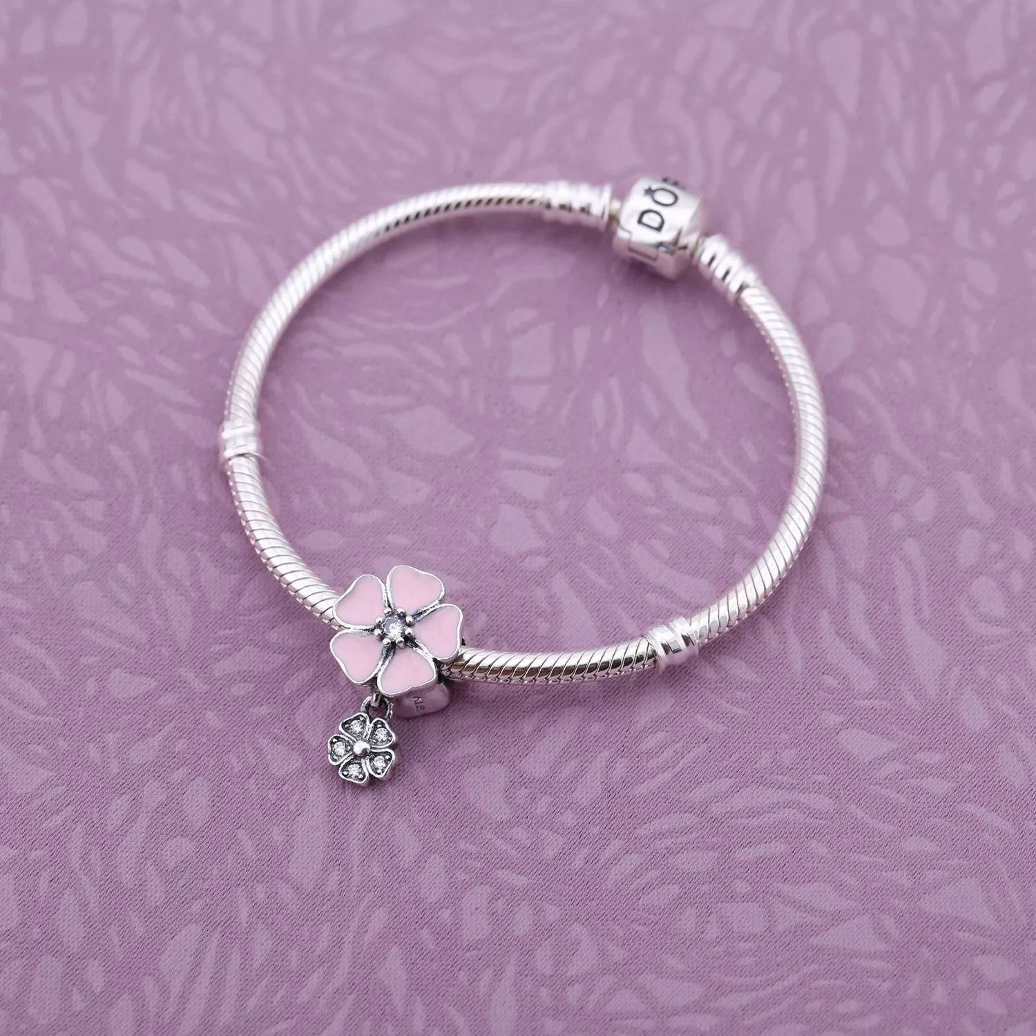 Charm berloques PANDORA Poesia das Flores - 791827EN40