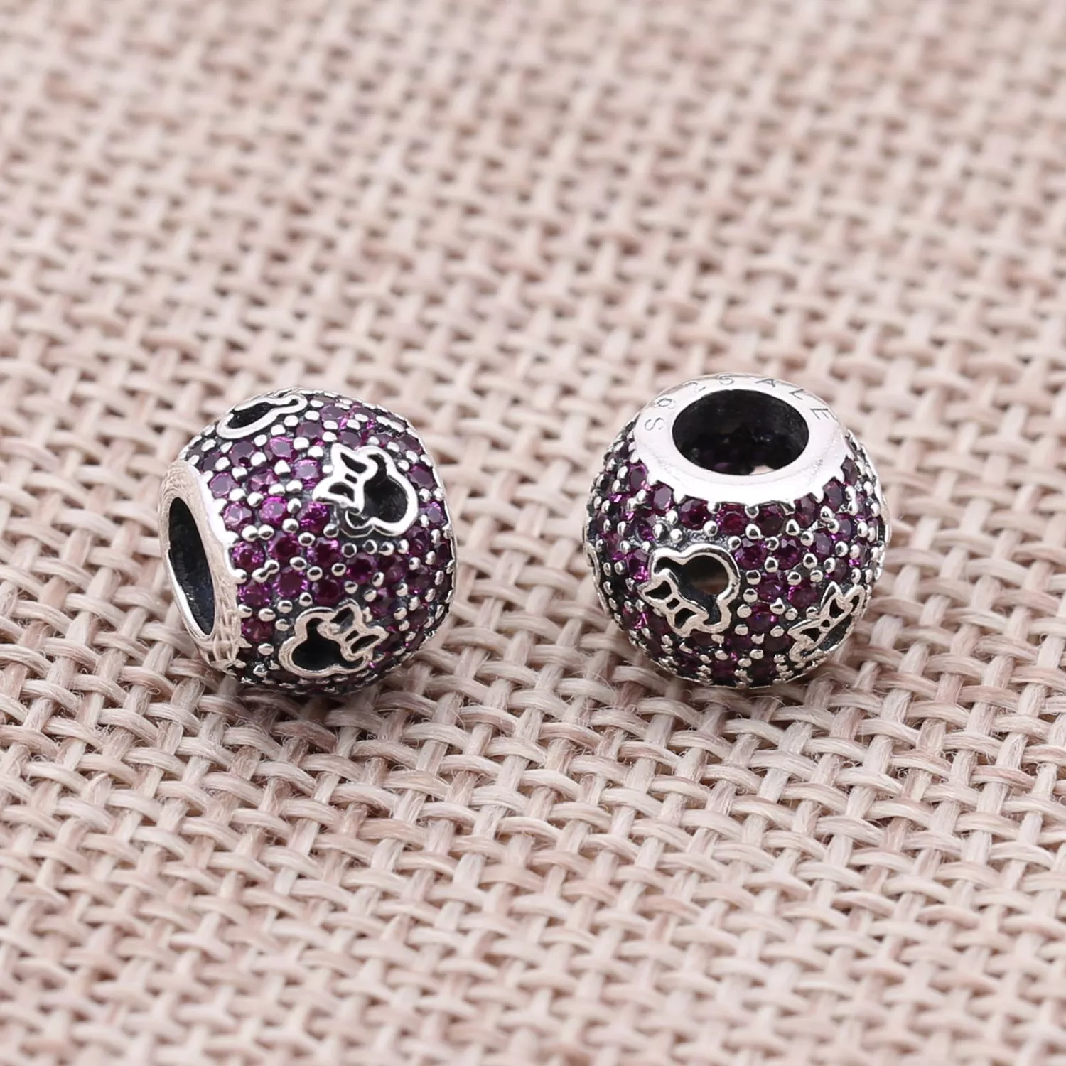 Charm Pandora de prata Disney, Silhuetas Minnie