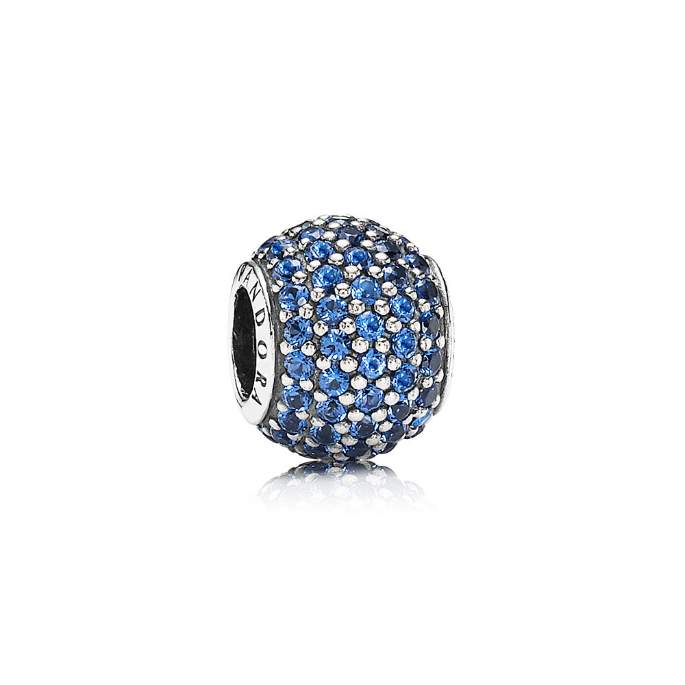 charm pandora de prata e pavê de zircônias azul 791051ncb