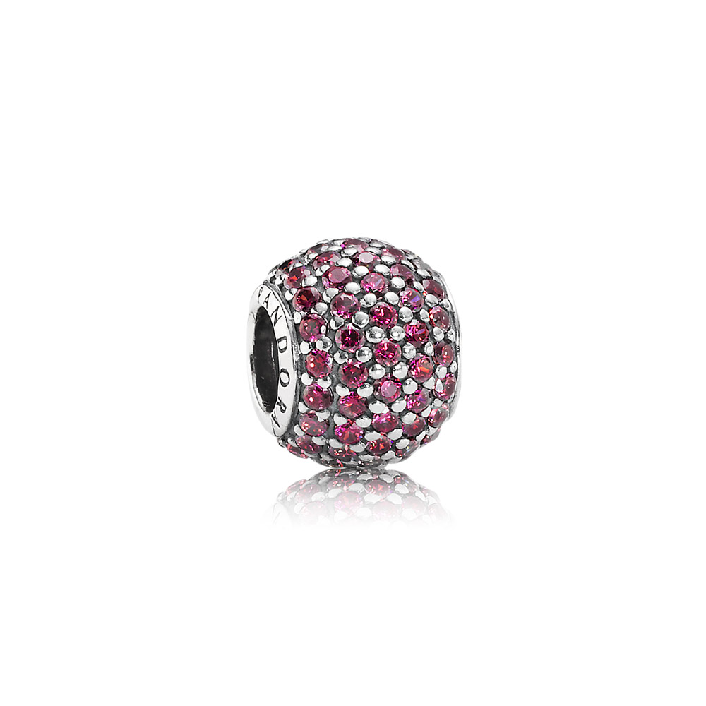 charm pandora de prata e pavê de zircônias vermelho 791051czr