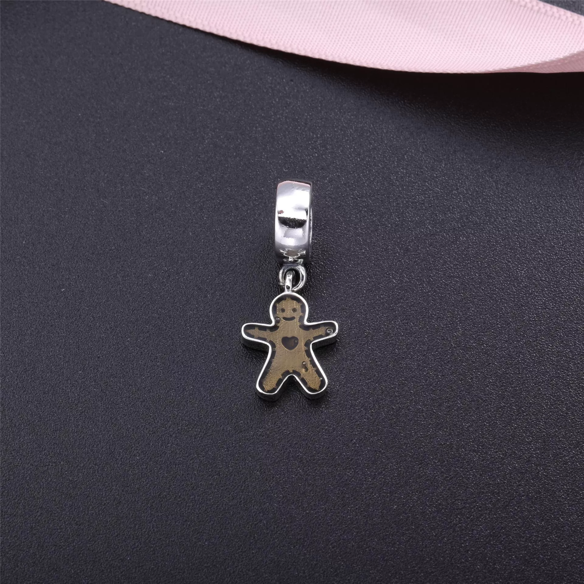 Charm PANDORA de Prata Esmaltado Pendente Ginger Bread - 790997EN29