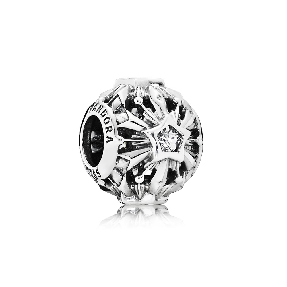 charm pandora de prata floco de neve congelado a céu aberto