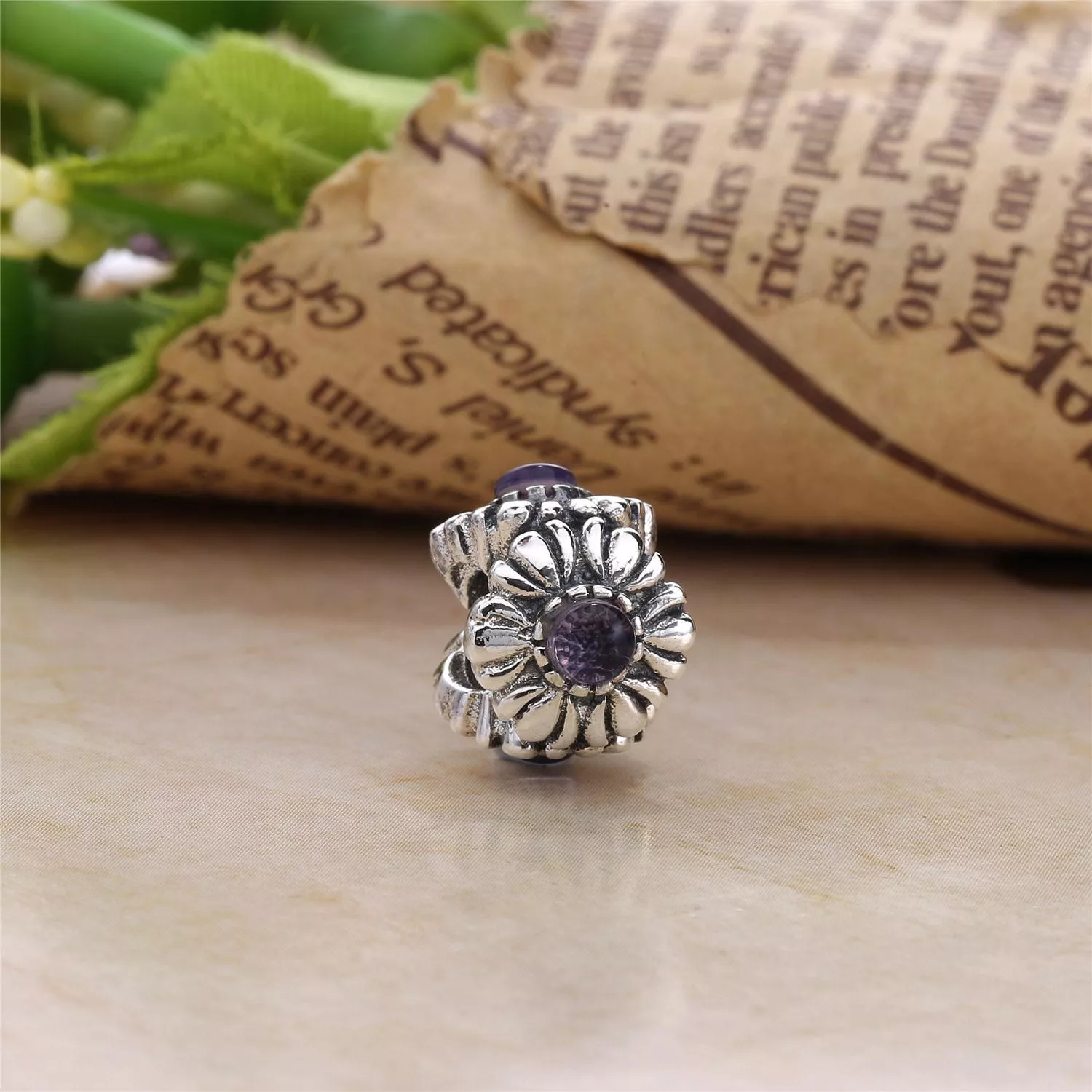Charm PANDORA de Prata Flor Ametista - 790580AM