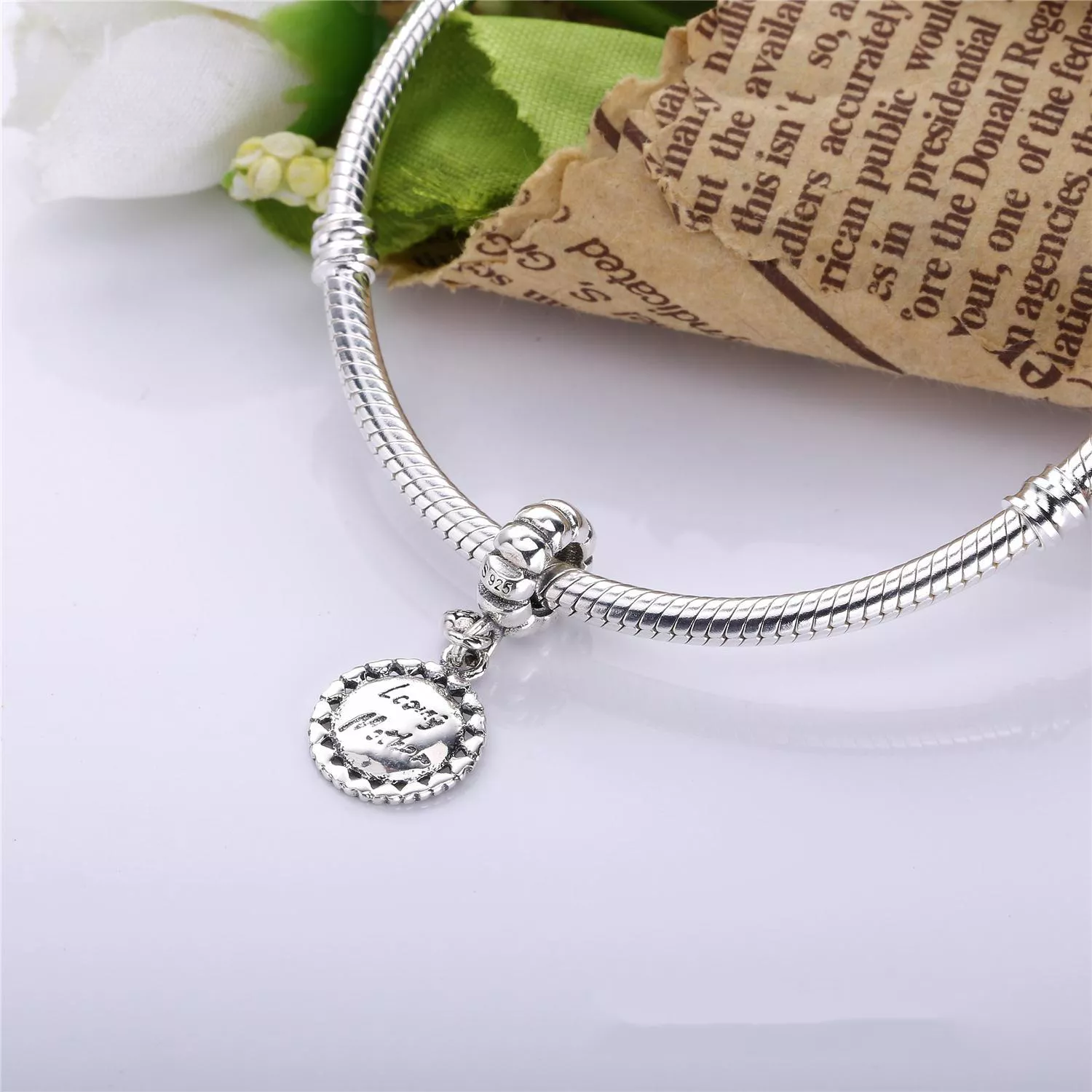 Charm PANDORA de Prata Pendente Mãe Amada - 791127CZ