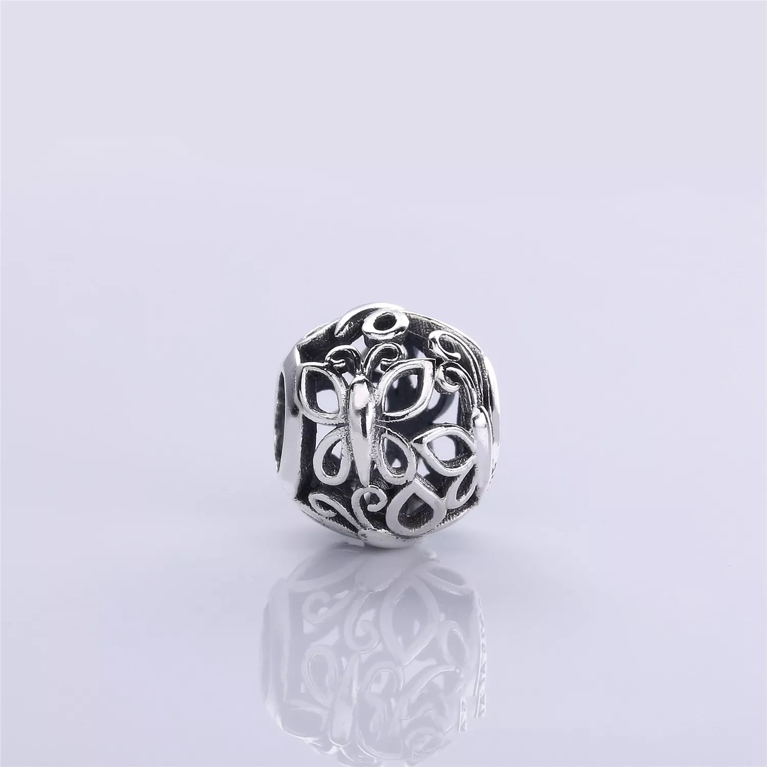 Charm PANDORA de Prata Vazado Borboletas - 790895