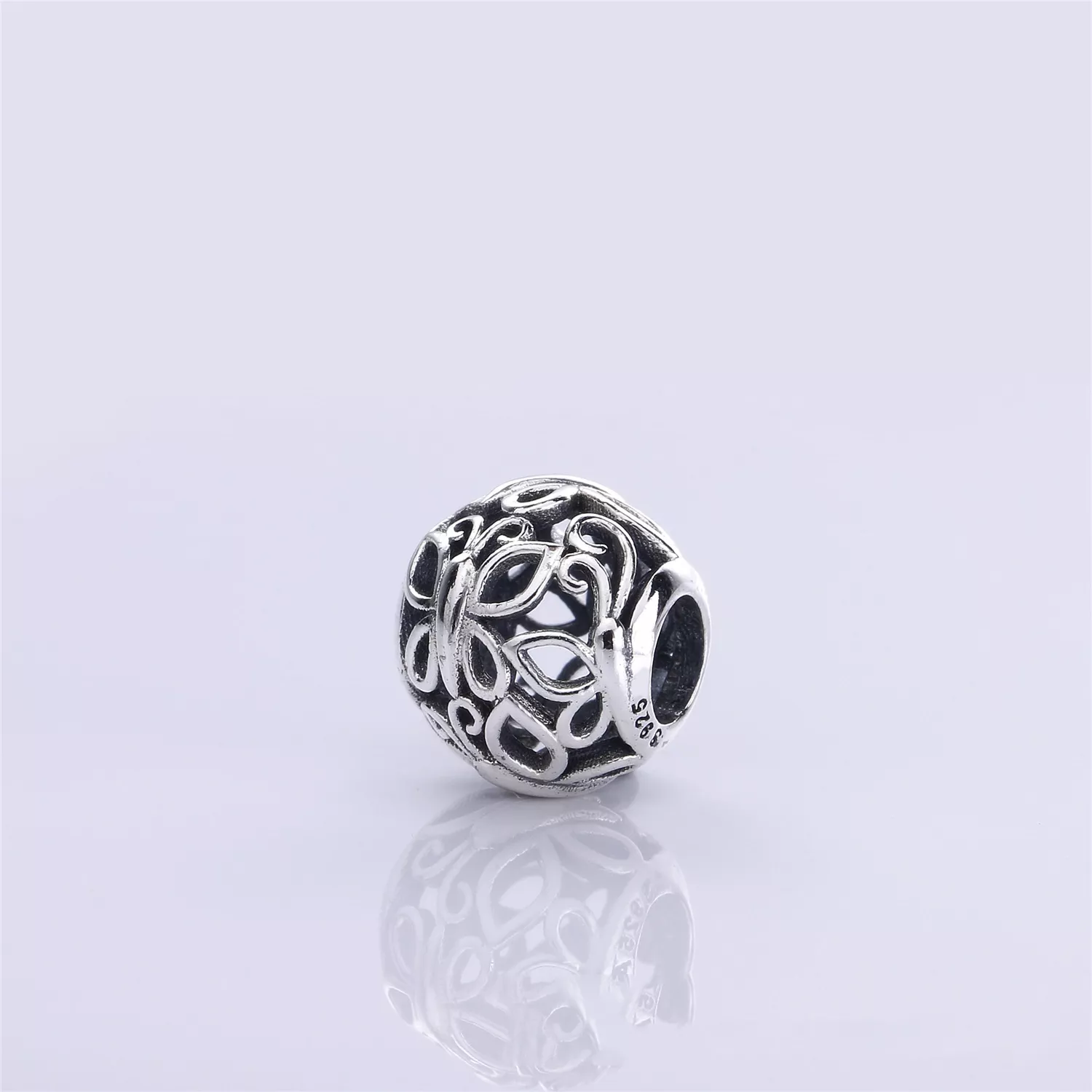 Charm PANDORA de Prata Vazado Borboletas - 790895
